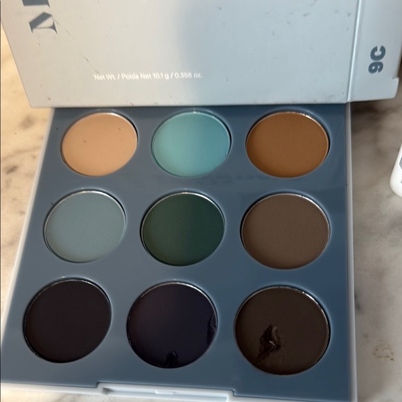 Make-up bundle - Picture 4 of 5